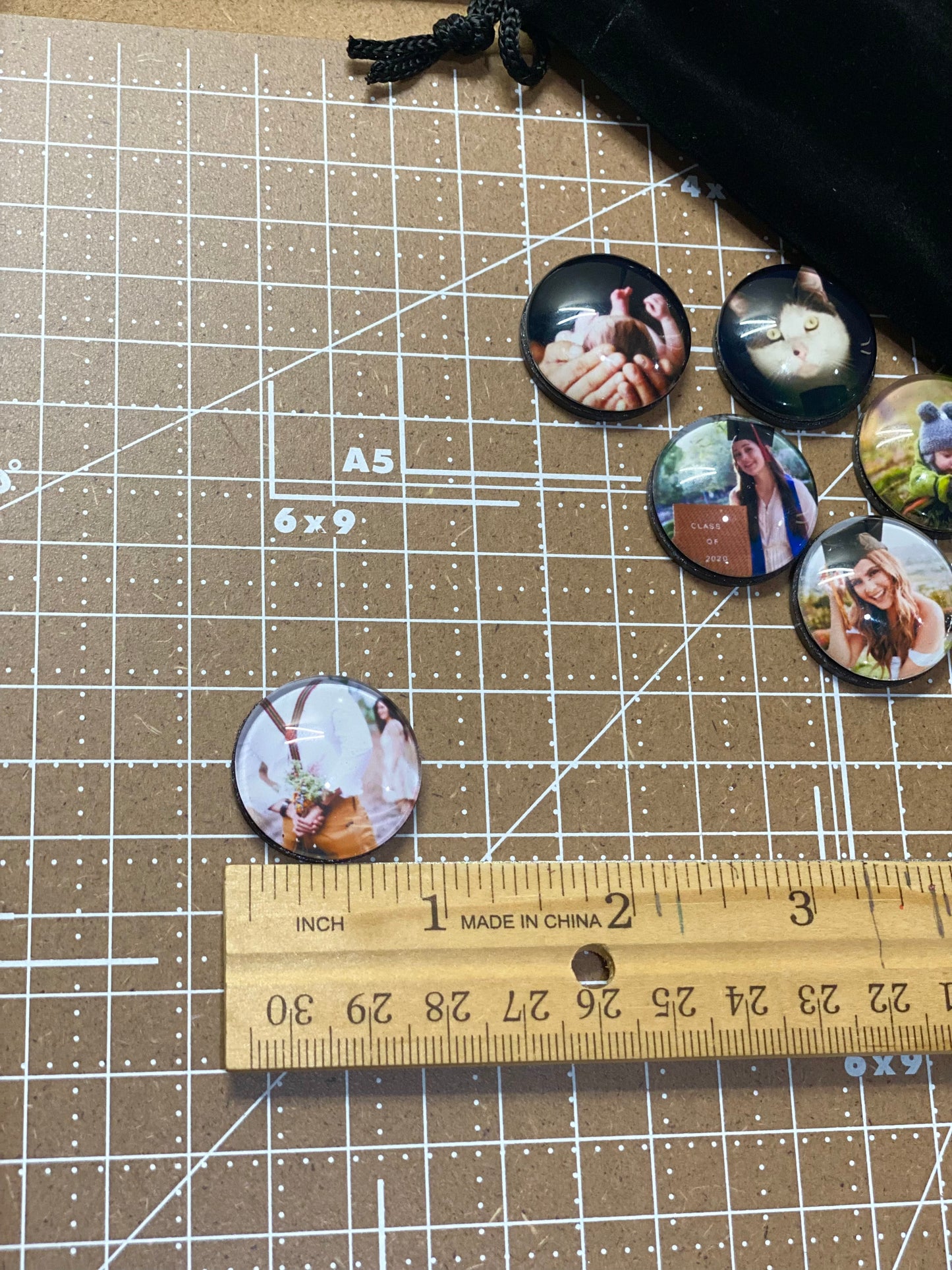 Set of 6 Custom round glass photo magnets, Personalized Fridge magnets with your photos-Unique gift idea, custom picture magnets, home decor